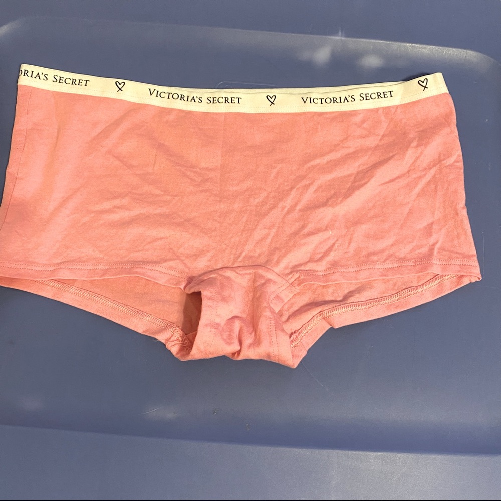 Victoria’s Secret panty size large